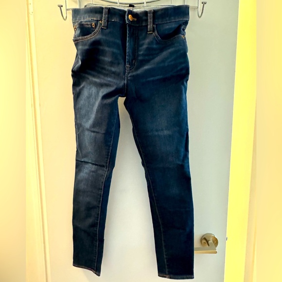Like new J Crew straight leg jeans - Picture 1 of 4